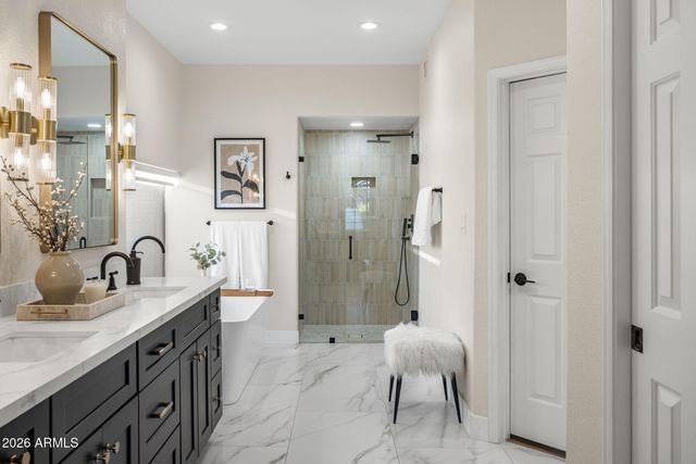 10945 E SAN SALVADOR Drive, Scottsdale, AZ 85259