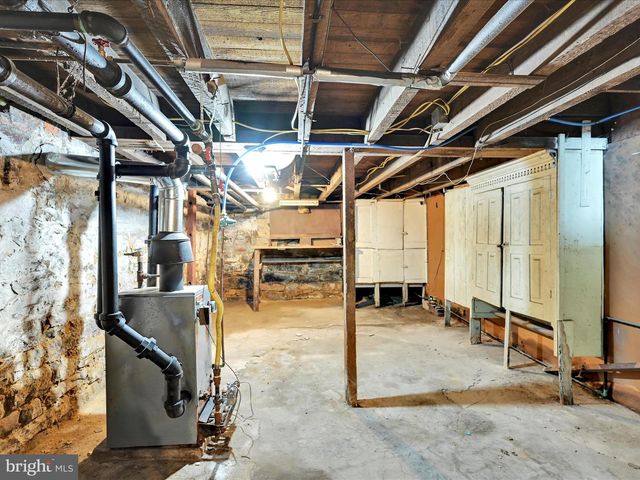 117 N OAK ST, Coal Township, PA 17866