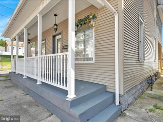 117 N OAK ST, Coal Township, PA 17866