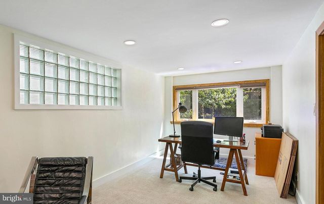 4111 DENFELD AVE, Kensington, MD 20895