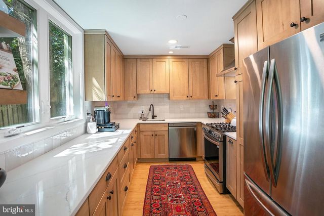 4111 DENFELD AVE, Kensington, MD 20895