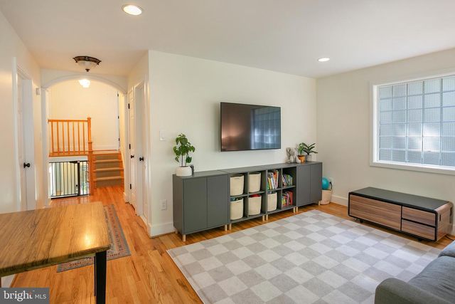 4111 DENFELD AVE, Kensington, MD 20895