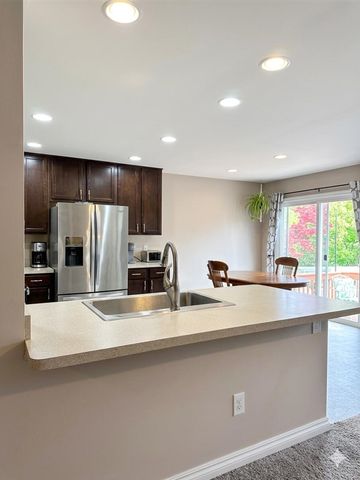 2822 Kalkaska River Drive, Fowlerville, MI 48836