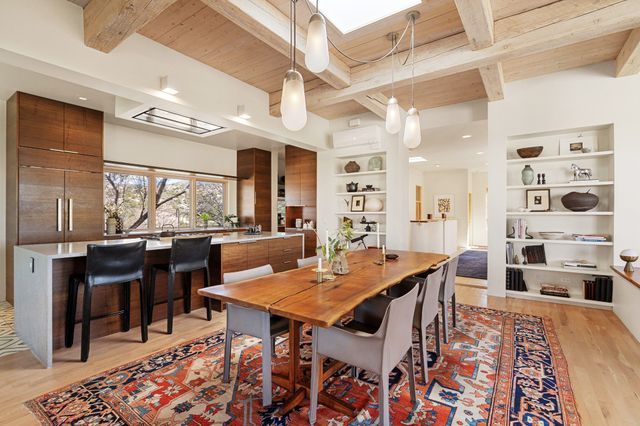 24 Calle Encanto, Tesuque, NM 87506