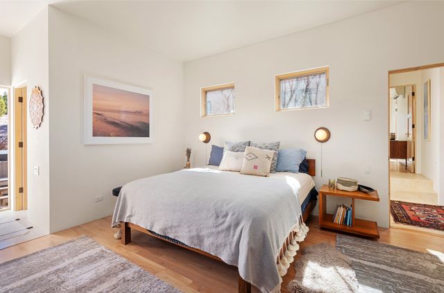 24 Calle Encanto, Tesuque, NM 87506