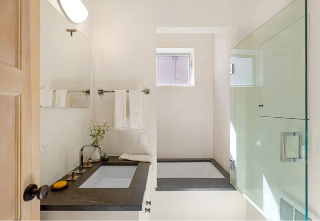 24 Calle Encanto, Tesuque, NM 87506