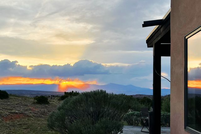 24 Calle Encanto, Tesuque, NM 87506