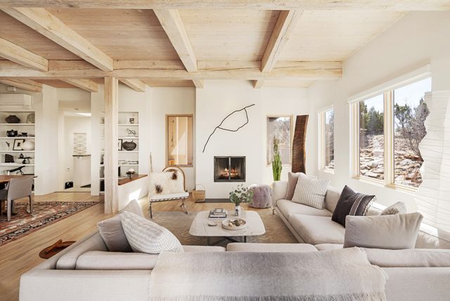 24 Calle Encanto, Tesuque, NM 87506