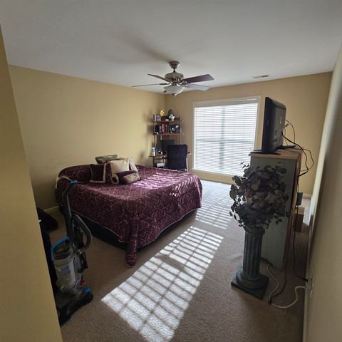 5151 SAWYER HOLLOW DR, Bartlett, TN 38002