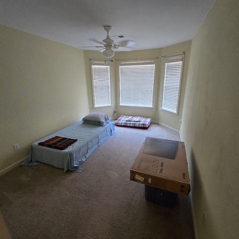 5151 SAWYER HOLLOW DR, Bartlett, TN 38002