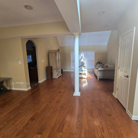 5151 SAWYER HOLLOW DR, Bartlett, TN 38002