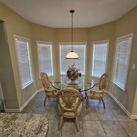 5151 SAWYER HOLLOW DR, Bartlett, TN 38002