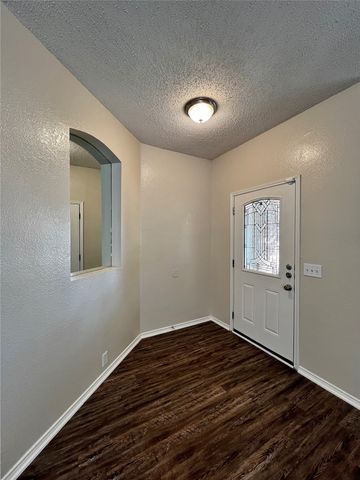1901 Berkeley Drive, Glenn Heights, TX 75154