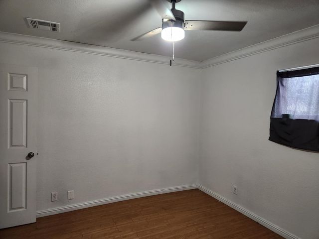 994 Fleda Ave, Olivehurst, CA 95961