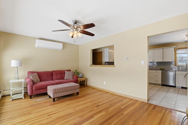 91 Miami Court, Manchester, NH 03103