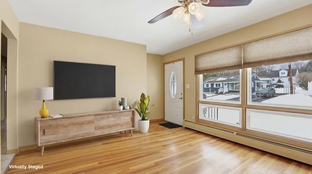 91 Miami Court, Manchester, NH 03103