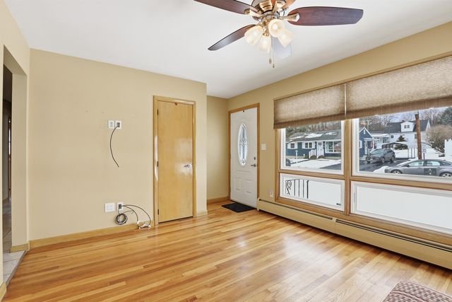 91 Miami Court, Manchester, NH 03103