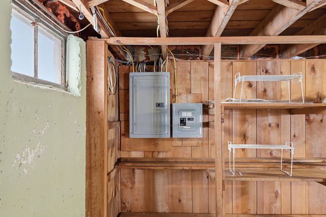 91 Miami Court, Manchester, NH 03103