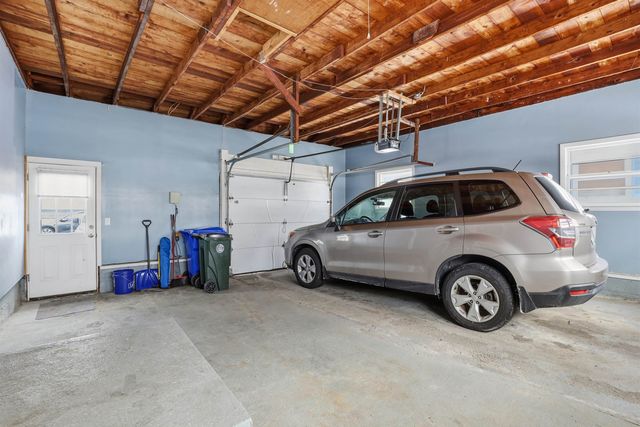 91 Miami Court, Manchester, NH 03103