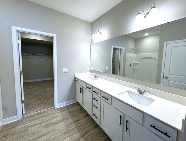 7096 Mackenzie Court NE, Otsego, MN 55330