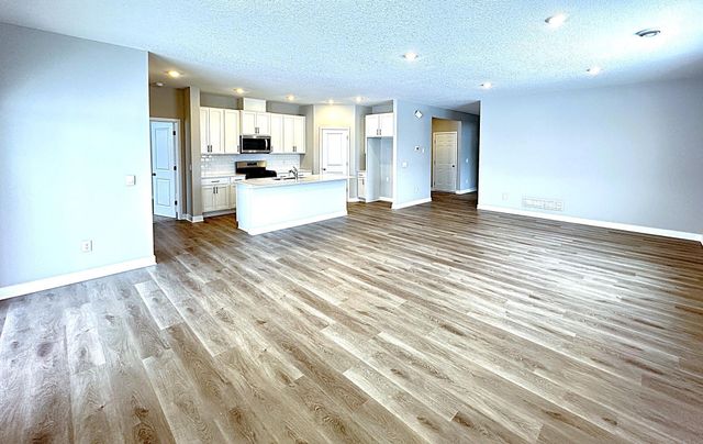 7096 Mackenzie Court NE, Otsego, MN 55330