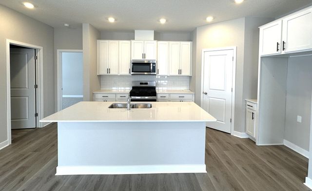 7096 Mackenzie Court NE, Otsego, MN 55330