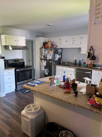 1618 Clinton Street, Saint Clair, MI 48079