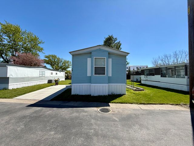 333 E Lakewood Boulevard 10, Holland, MI 49424