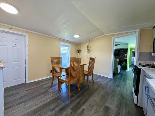333 E Lakewood Boulevard 10, Holland, MI 49424