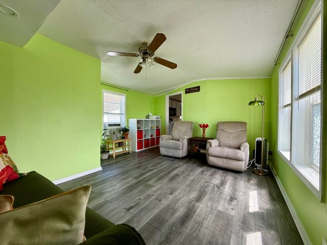 333 E Lakewood Boulevard 10, Holland, MI 49424