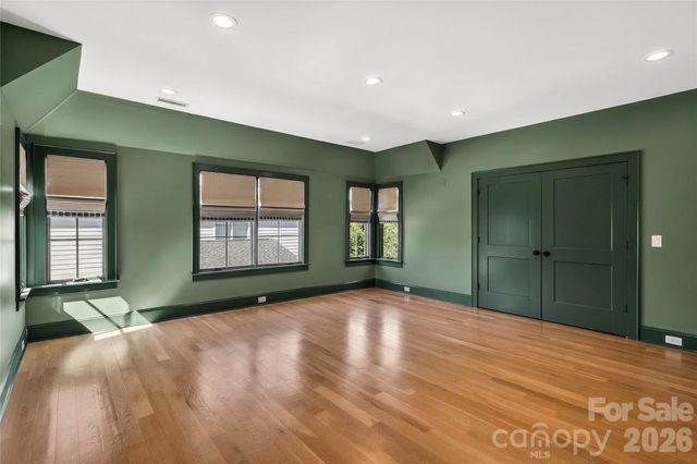 222 Anthony Circle, Charlotte, NC 28211