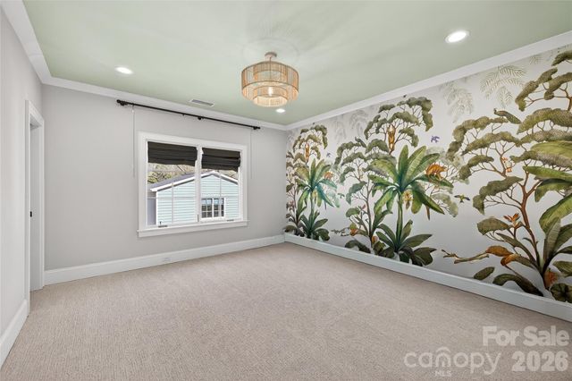 222 Anthony Circle, Charlotte, NC 28211