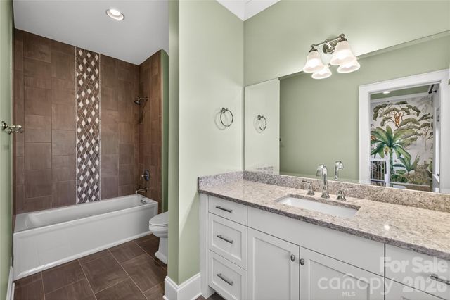 222 Anthony Circle, Charlotte, NC 28211