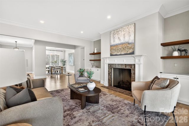 222 Anthony Circle, Charlotte, NC 28211