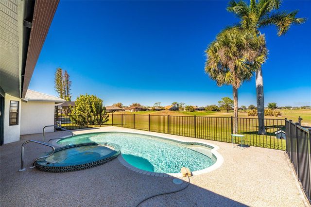 10 BUNKER ROAD, Rotonda West, FL 33947