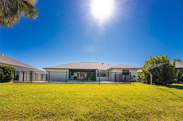 10 BUNKER ROAD, Rotonda West, FL 33947