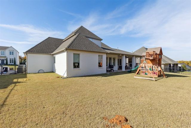 2932 Sandstone Ridge, Edmond, OK 73034