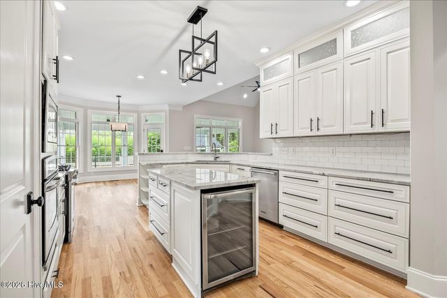 203 Hatteras Court, Hampstead, NC 28443