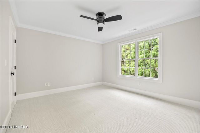 203 Hatteras Court, Hampstead, NC 28443