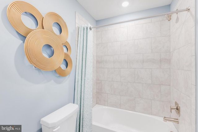 1800 WATERMARK WAY, Essex, MD 21221