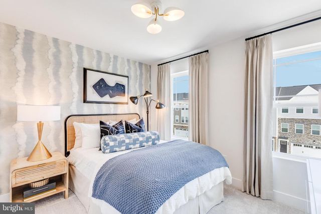 1800 WATERMARK WAY, Essex, MD 21221