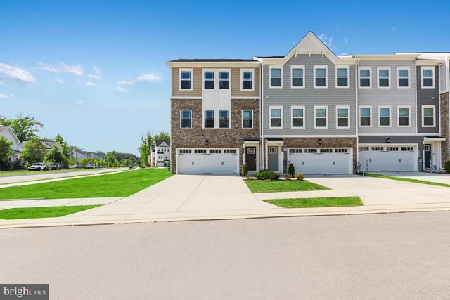 1800 WATERMARK WAY, Essex, MD 21221