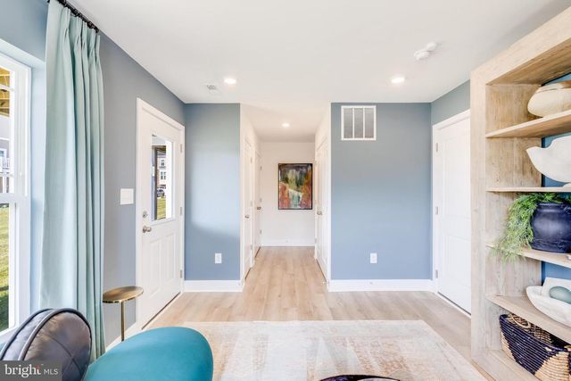 1800 WATERMARK WAY, Essex, MD 21221