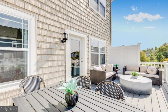 1800 WATERMARK WAY, Essex, MD 21221