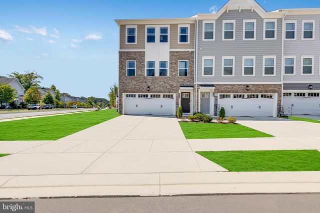 1800 WATERMARK WAY, Essex, MD 21221