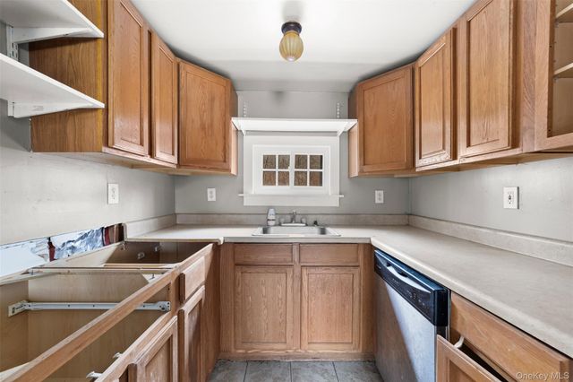 6 Laurel Drive, Holmes, NY 12531