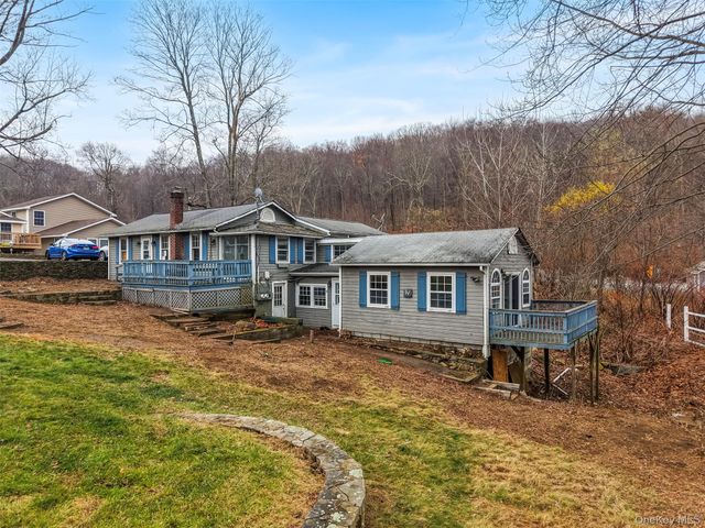 6 Laurel Drive, Holmes, NY 12531