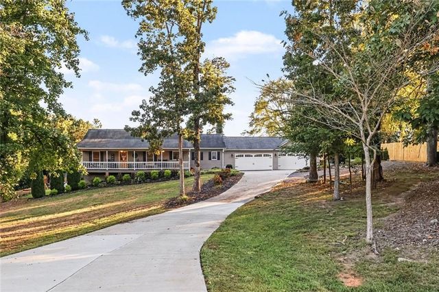 42 Old Atlanta Road, Hiram, GA 30141