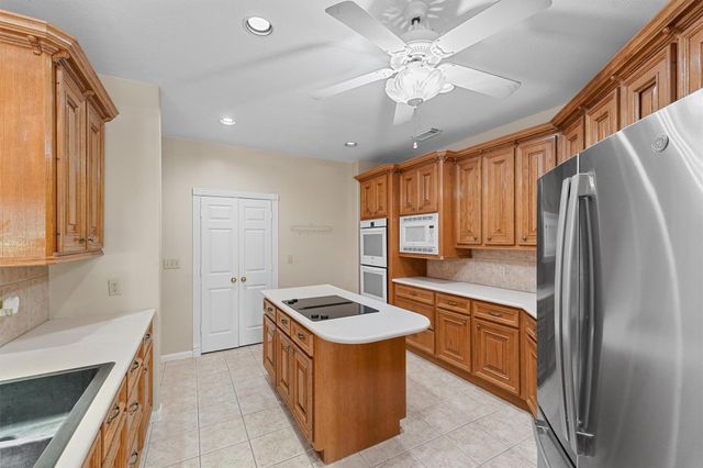 20403 Atascocita Shores Drive, Humble, TX 77346