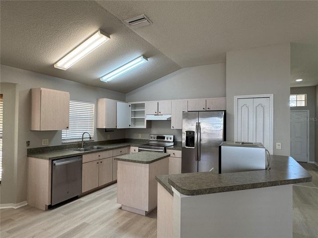 1414 TRAIL BOSS LANE, Brandon, FL 33511